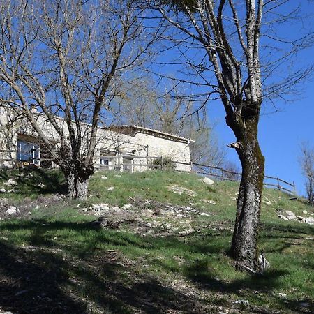 Gites Les Costoliers Châteauneuf-Miravail エクステリア 写真