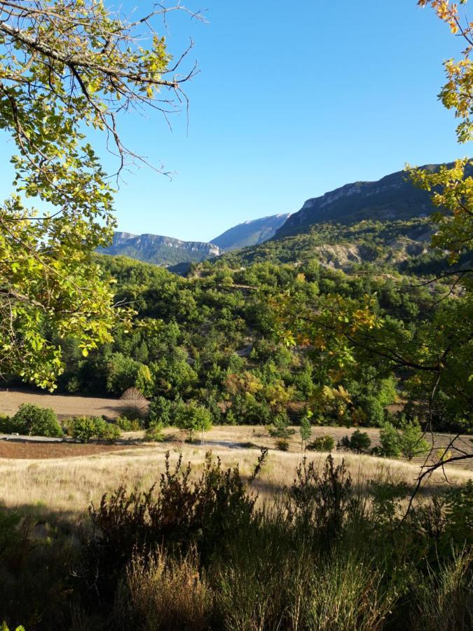 Gites Les Costoliers Châteauneuf-Miravail エクステリア 写真