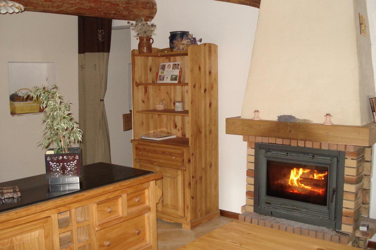 Gites Les Costoliers Châteauneuf-Miravail エクステリア 写真